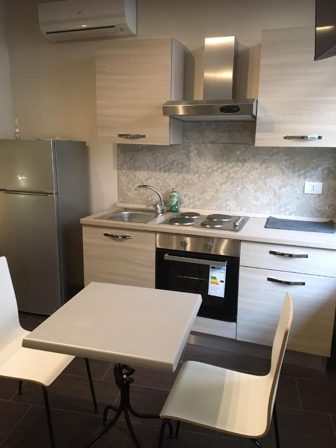 Hh Hermoso Housing วาเลนซา ภายนอก รูปภาพ